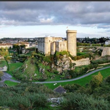 La Chambre Des Remparts Falaise  Zewnętrze zdjęcie