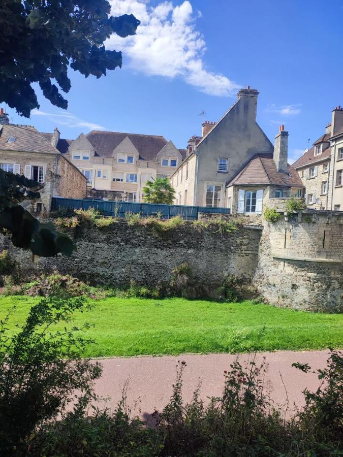 La Chambre Des Remparts Falaise  Zewnętrze zdjęcie