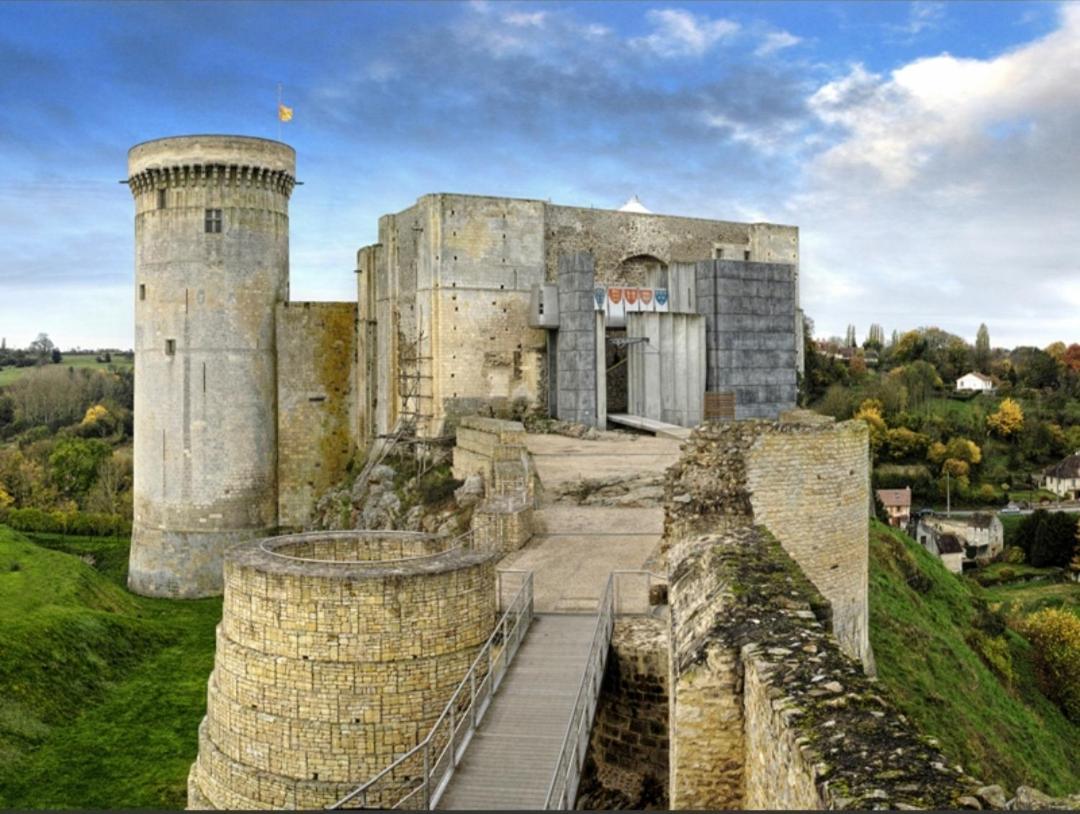 La Chambre Des Remparts Falaise  Zewnętrze zdjęcie